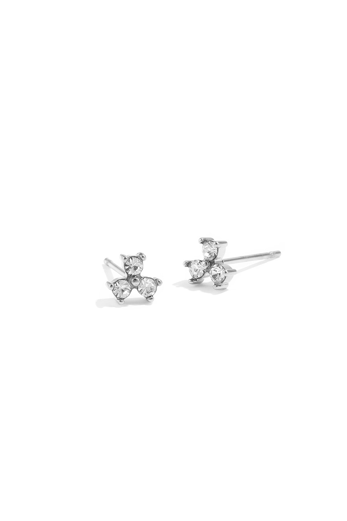Fine earrings with 3 stones