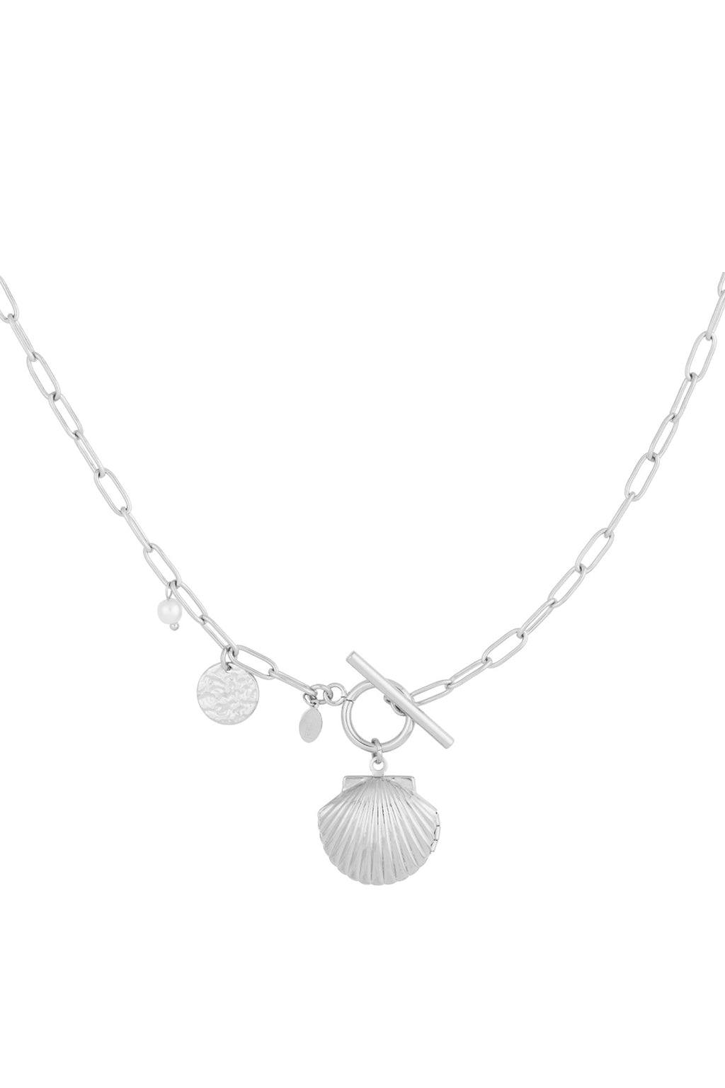 shell necklace