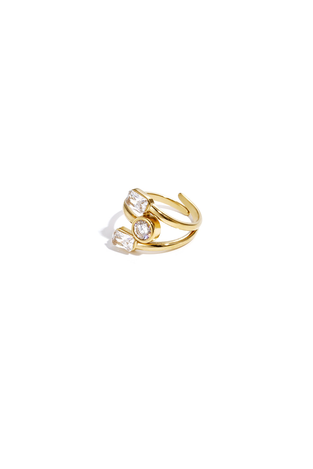 Ring with varying stones