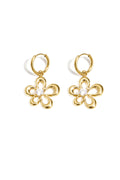 Earrings with coral-shaped flower and stone detail