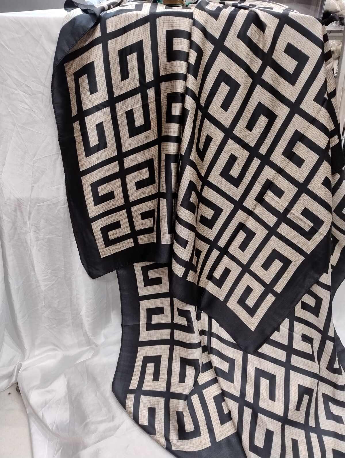 Echarpe beige 90cmX180cm